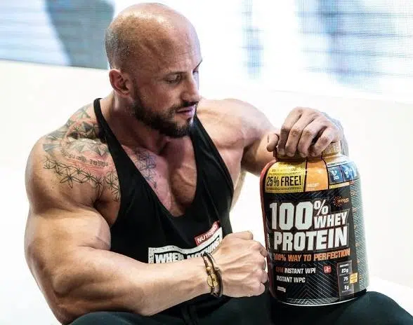 پروتیین وی چیست؟